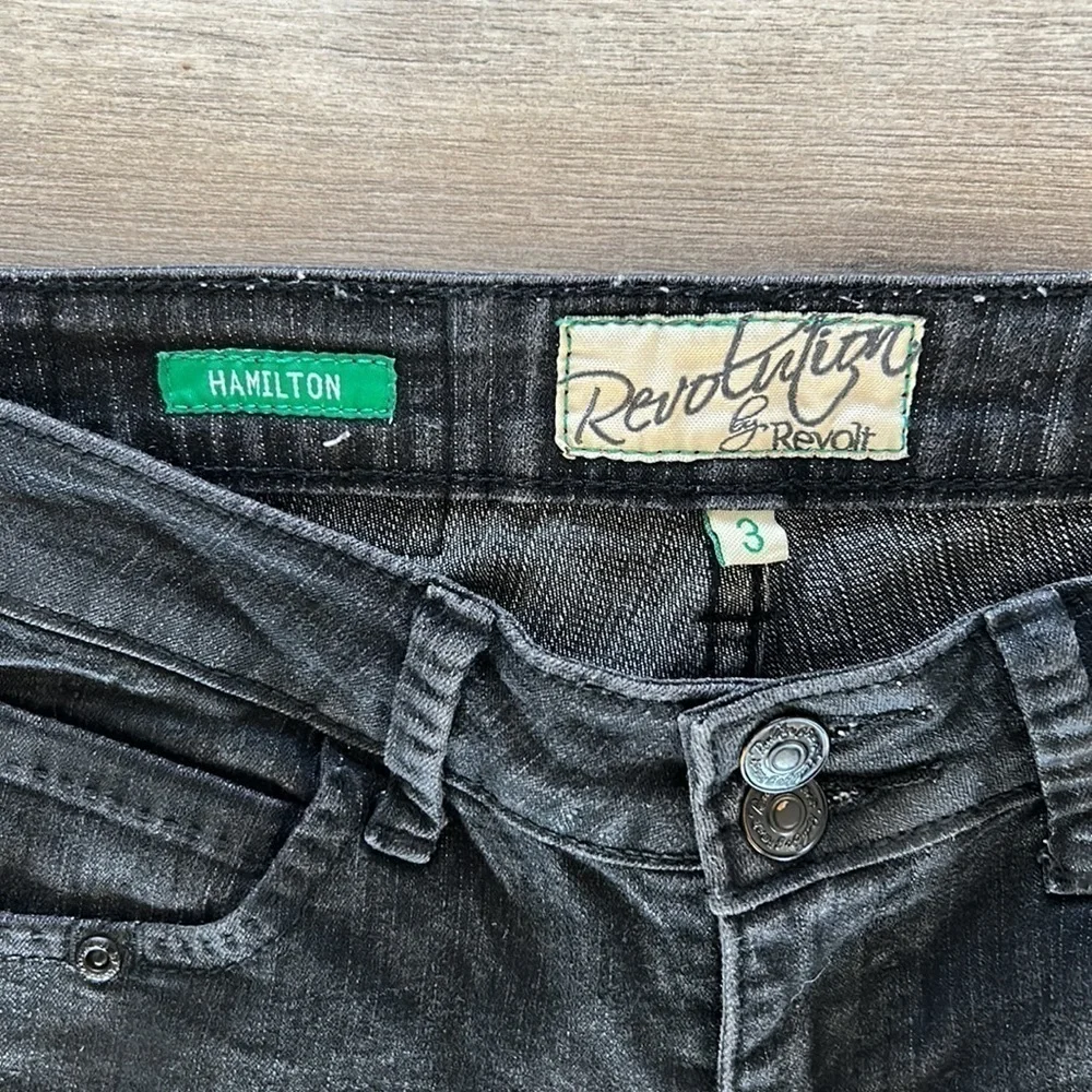 Revolution by Revolt size 3 Hamilton skinny jeans